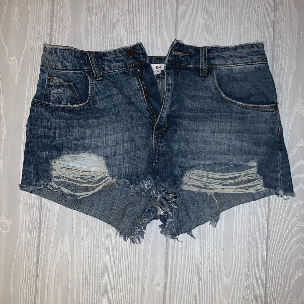 BP size 26 shorts